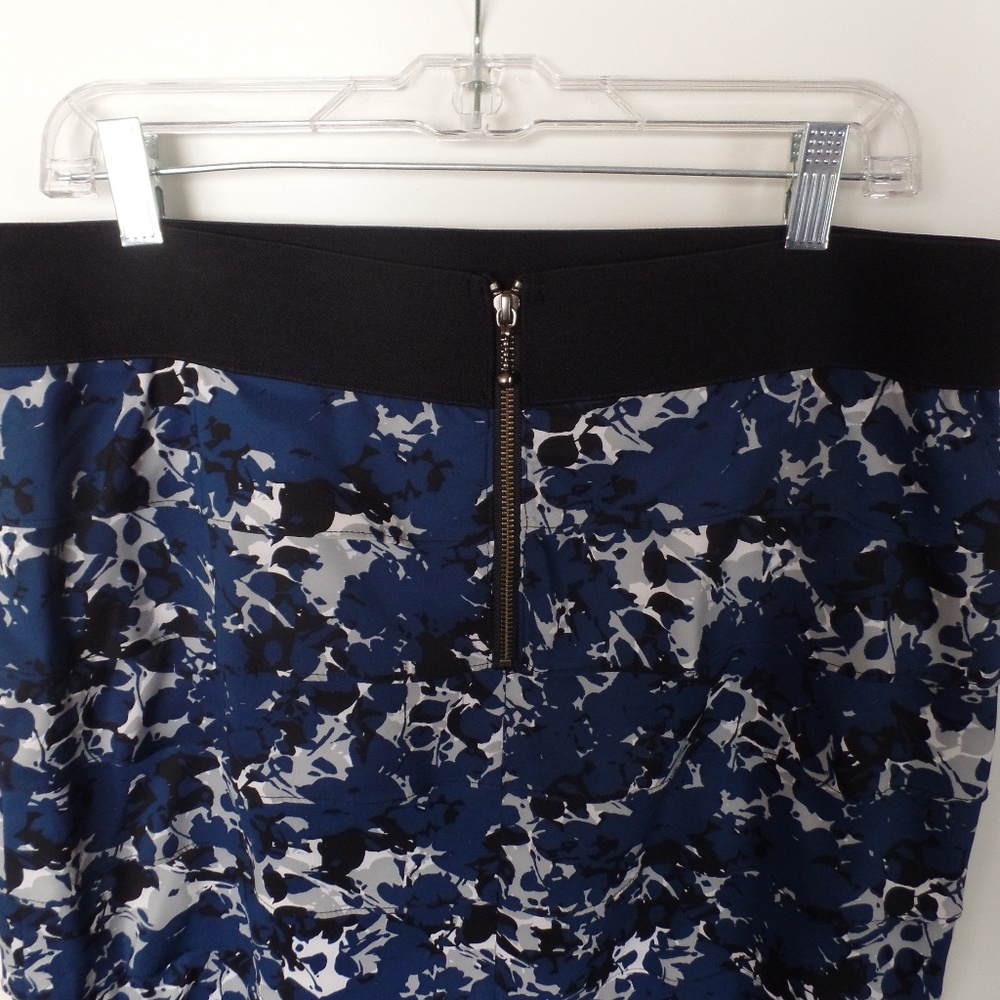 Blue, gray, and black tiered skirt - Alfani - Picture 5 of 5